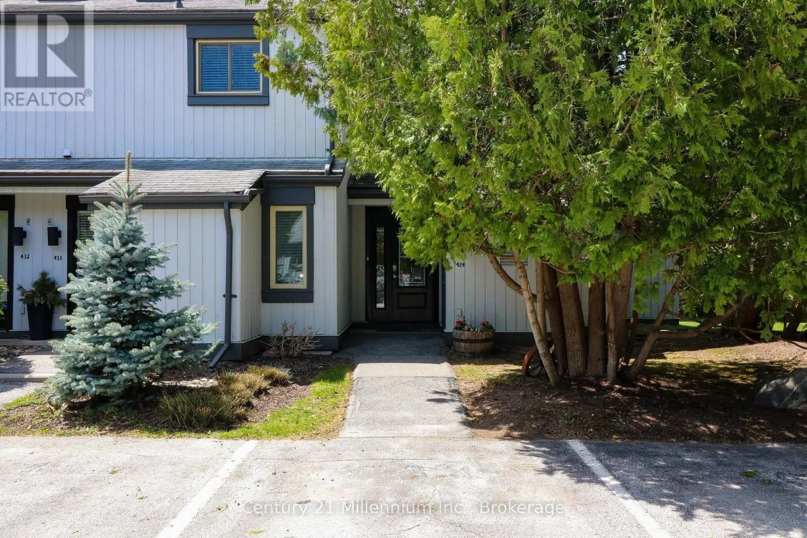 434 OXBOW CRESCENT