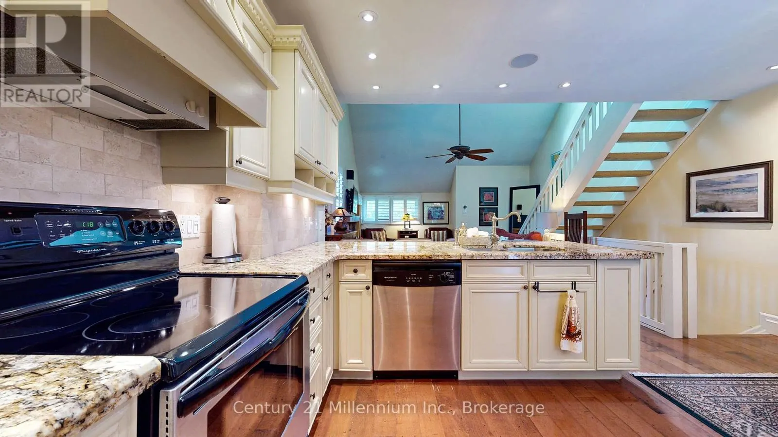 434 OXBOW CRESCENT