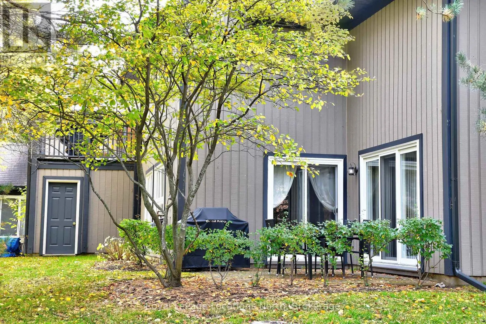 4 - 398 MARINERS WAY, #4
