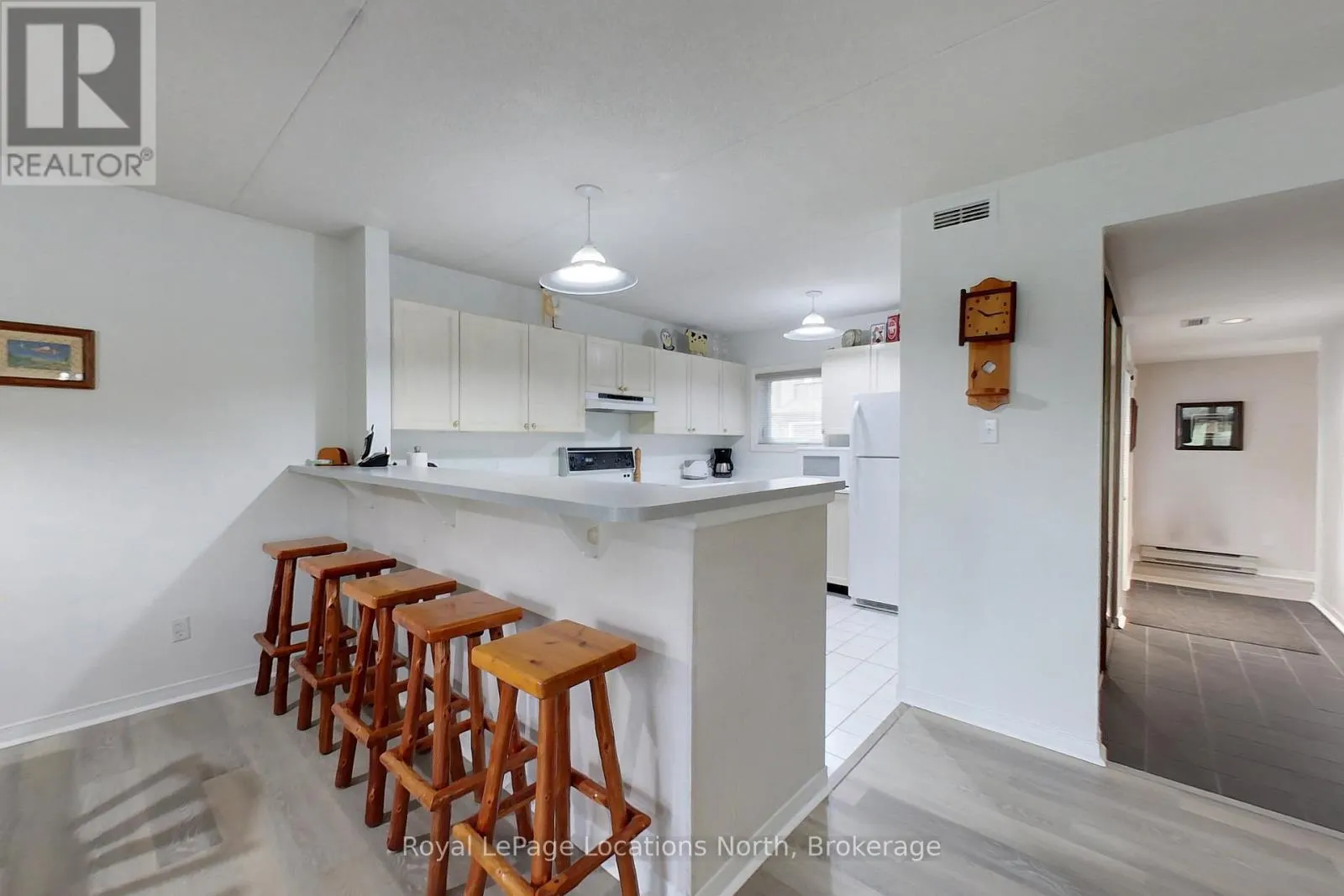 4 - 398 MARINERS WAY, #4