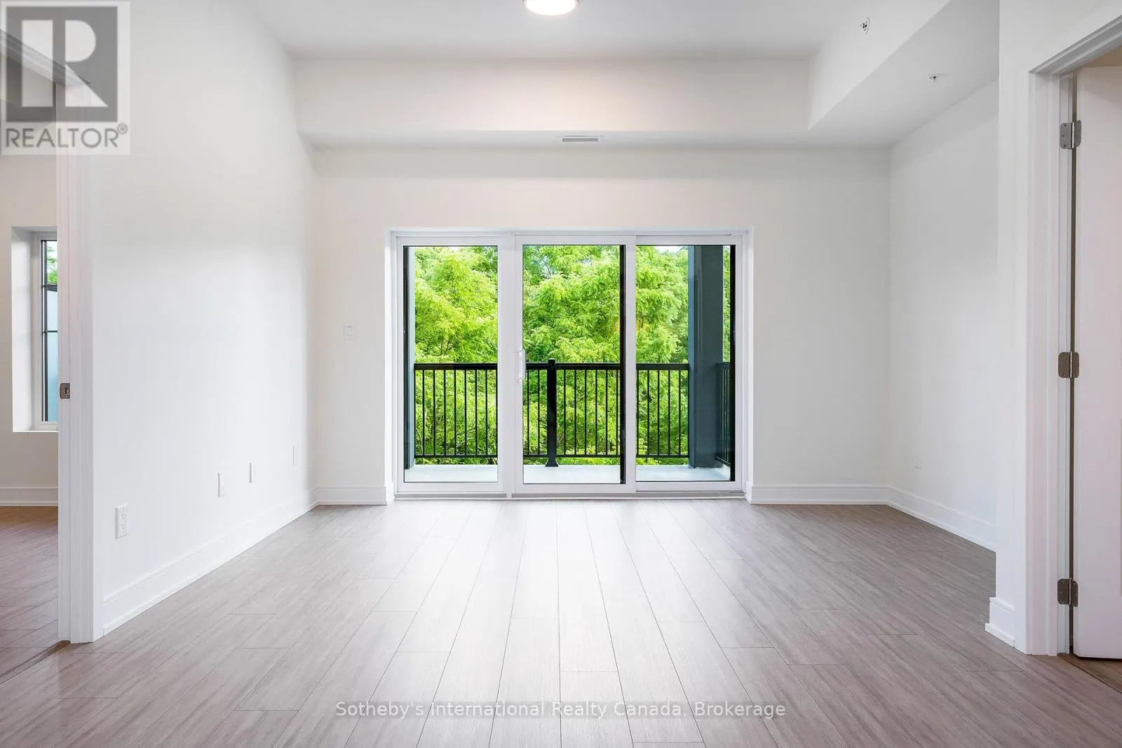 322 - 121 MARY STREET, #322
