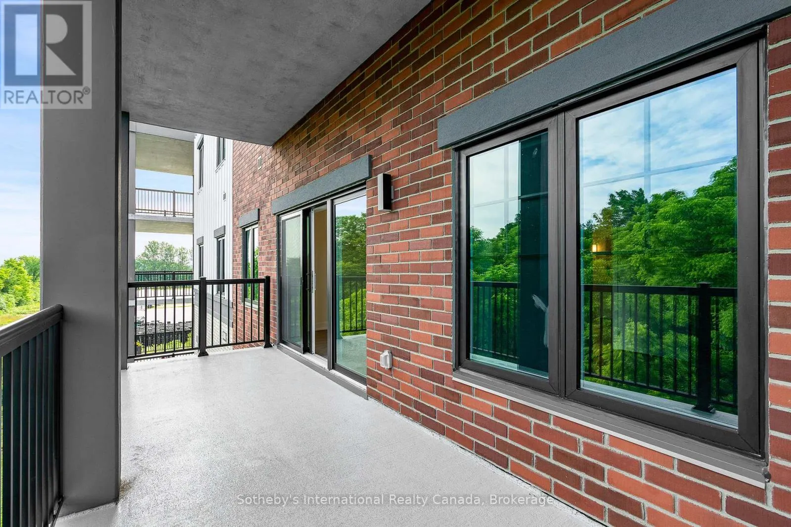 322 - 121 MARY STREET, #322