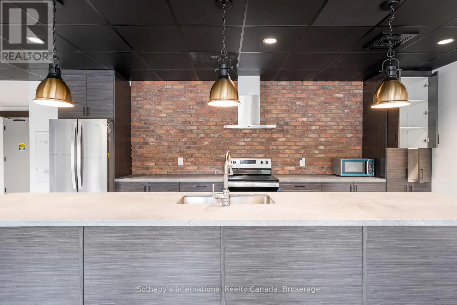 322 - 121 MARY STREET, #322
