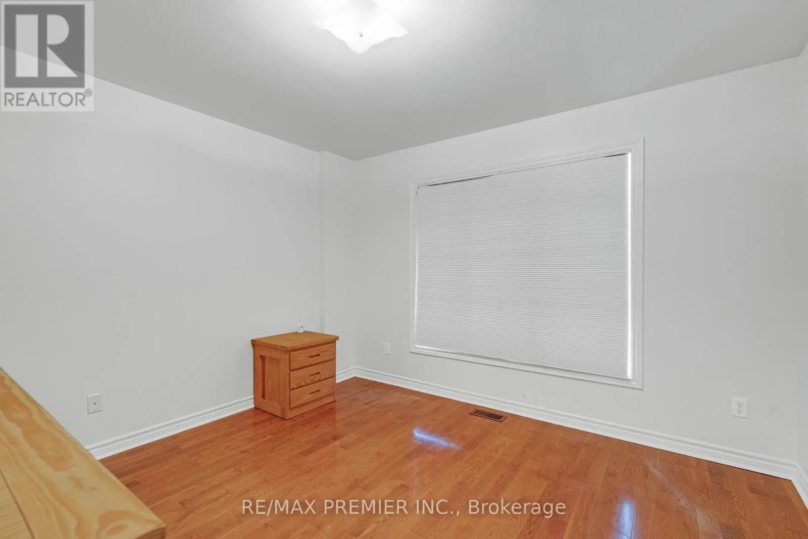 6 ROSE VALLEY WAY