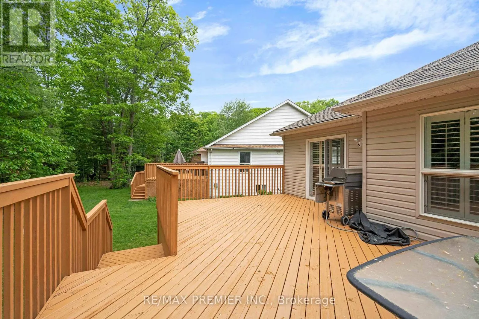 6 ROSE VALLEY WAY