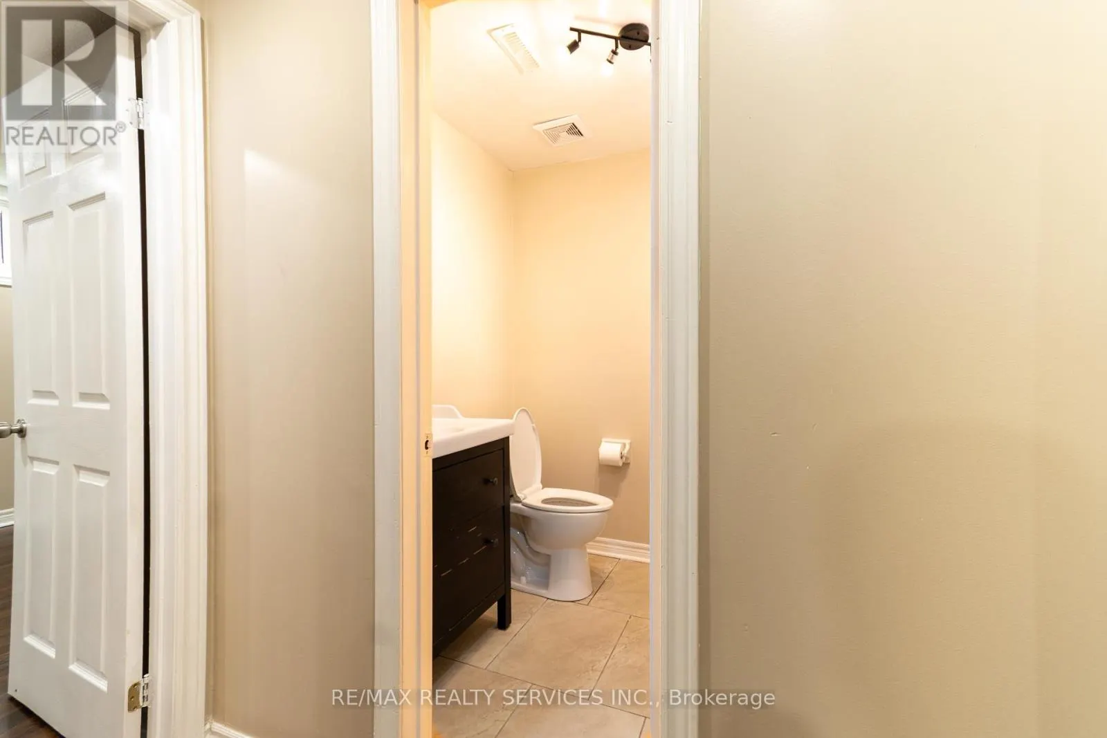 22 O'SHAUGHNESSY CRESCENT