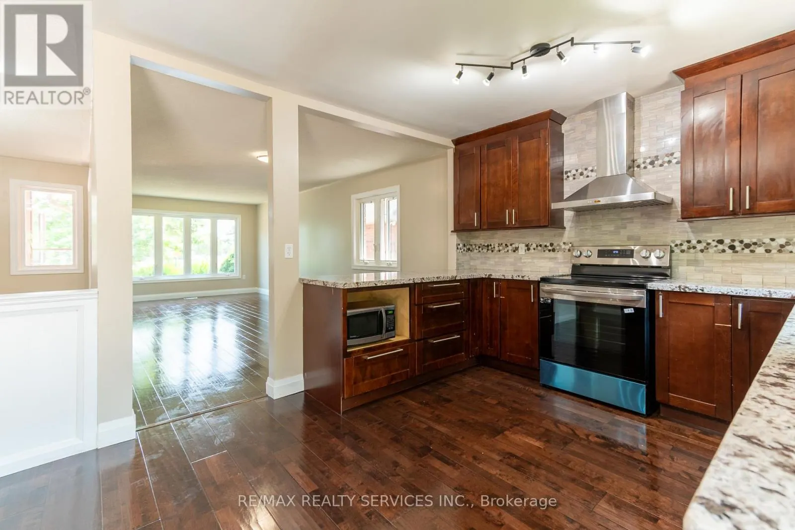 22 O'SHAUGHNESSY CRESCENT