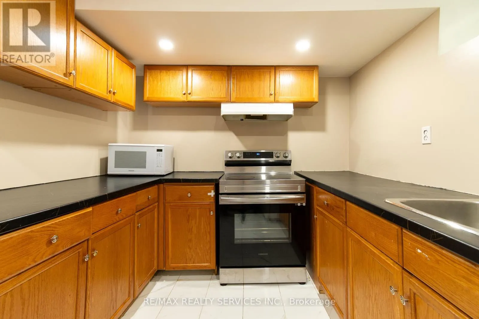 22 O'SHAUGHNESSY CRESCENT