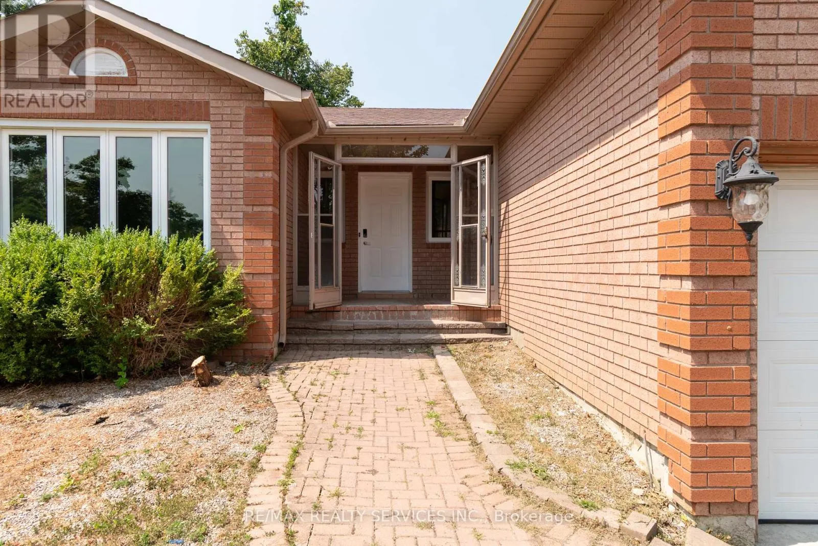 22 O'SHAUGHNESSY CRESCENT