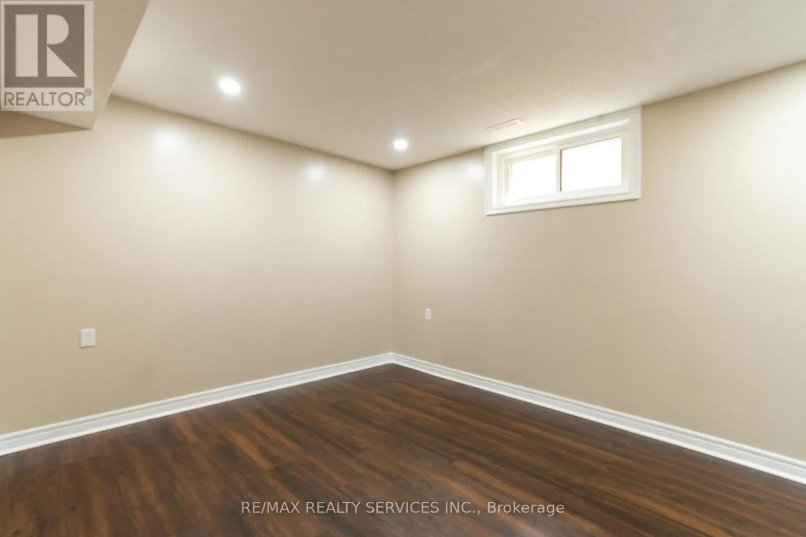 22 O'SHAUGHNESSY CRESCENT