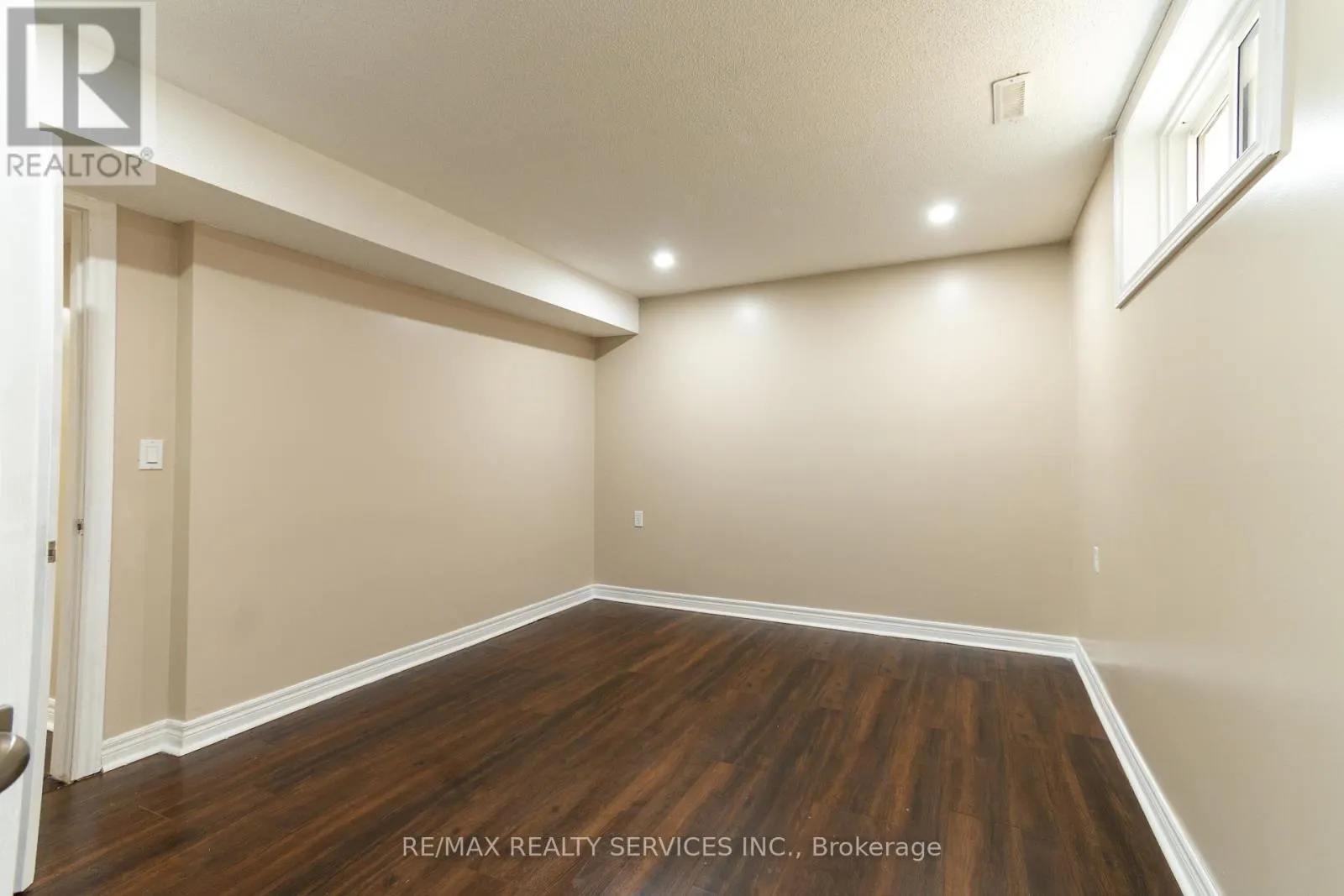 22 O'SHAUGHNESSY CRESCENT