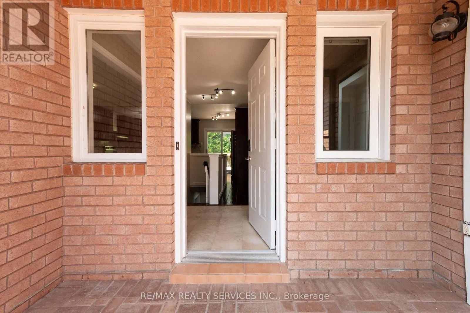 22 O'SHAUGHNESSY CRESCENT