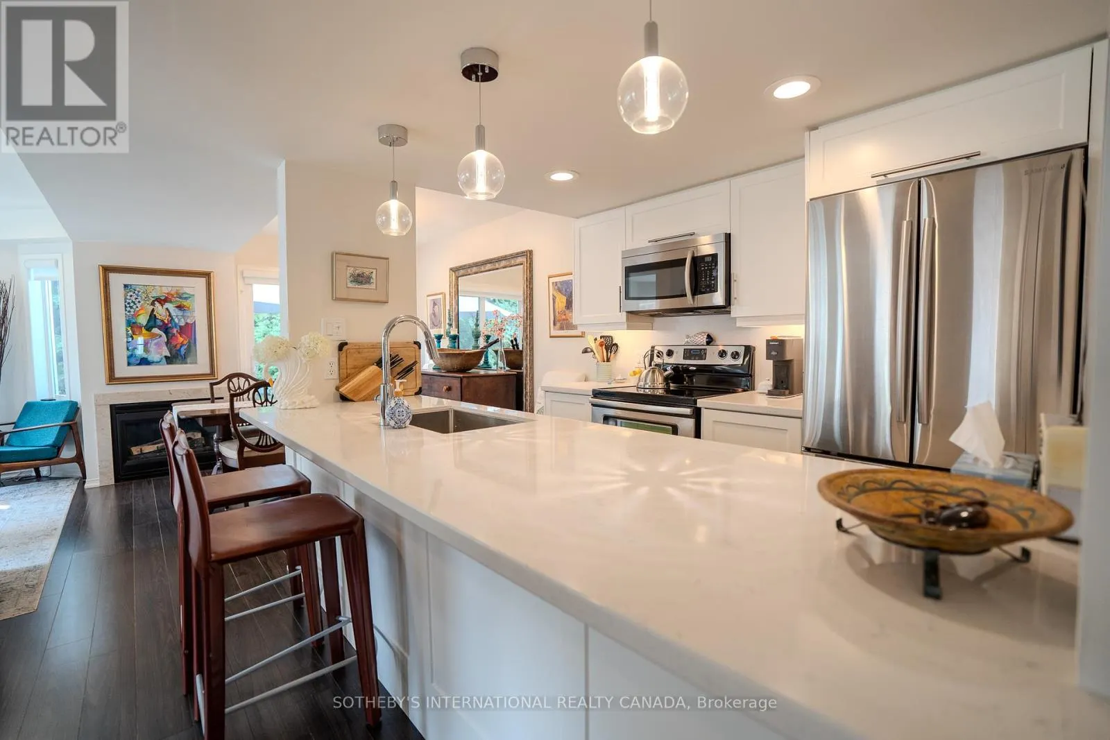 5 VALLEYMEDE COURT
