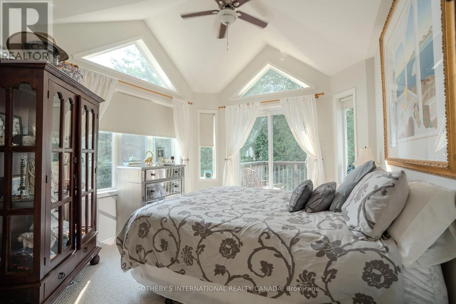 5 VALLEYMEDE COURT