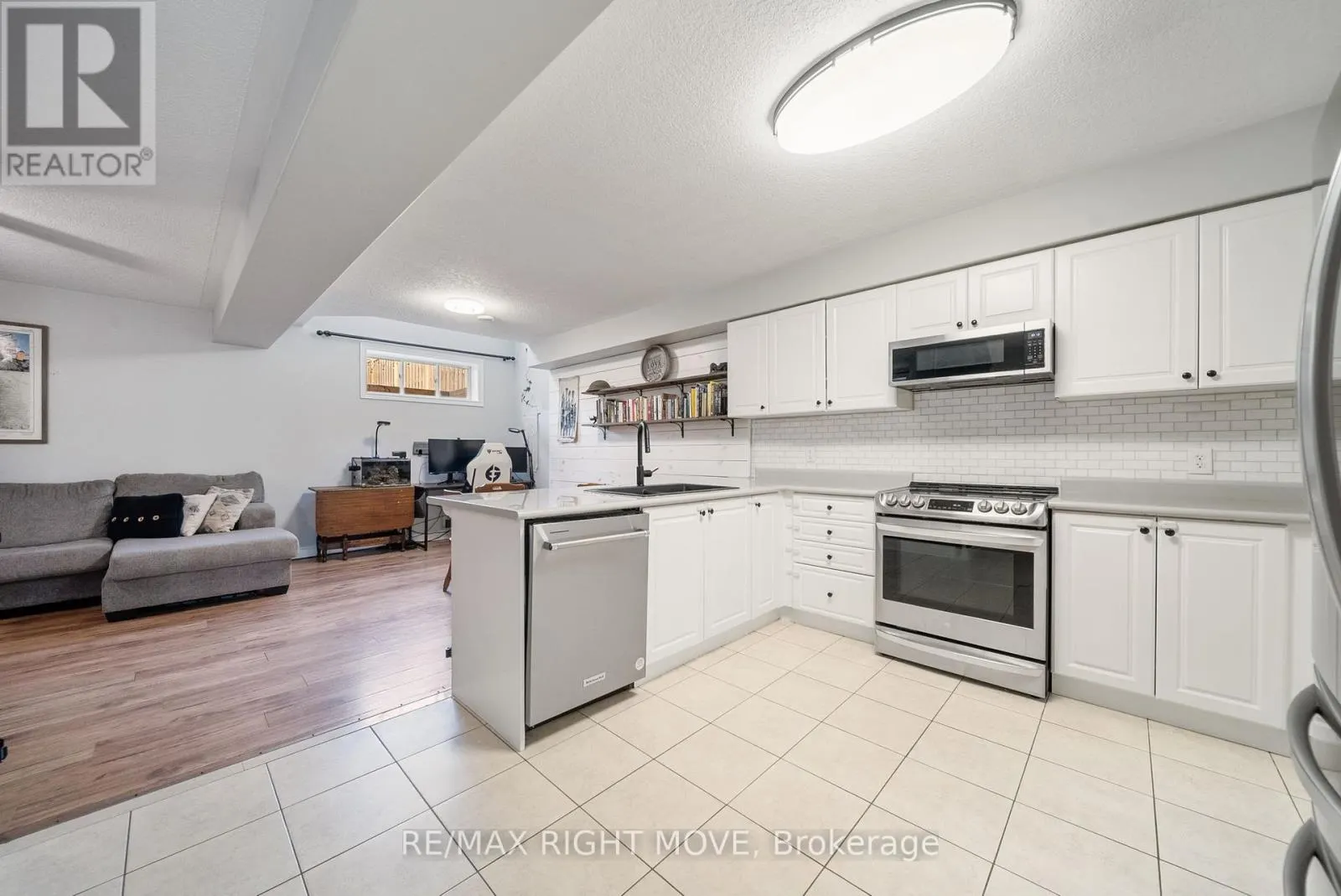 90 PEARL DRIVE