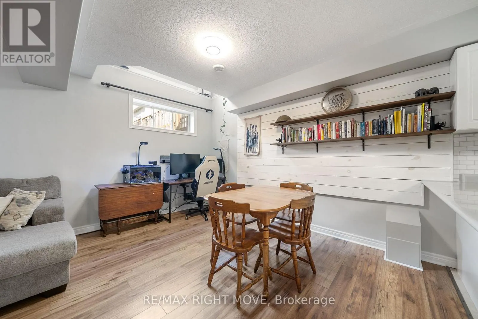 90 PEARL DRIVE