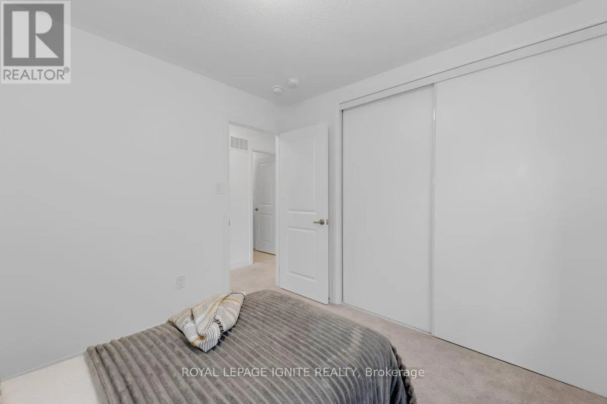 94 WEST OAK TRAIL