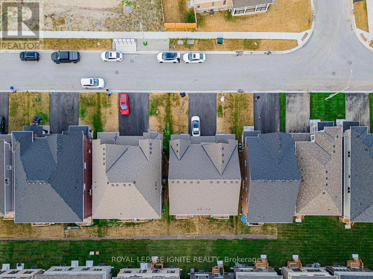 94 WEST OAK TRAIL