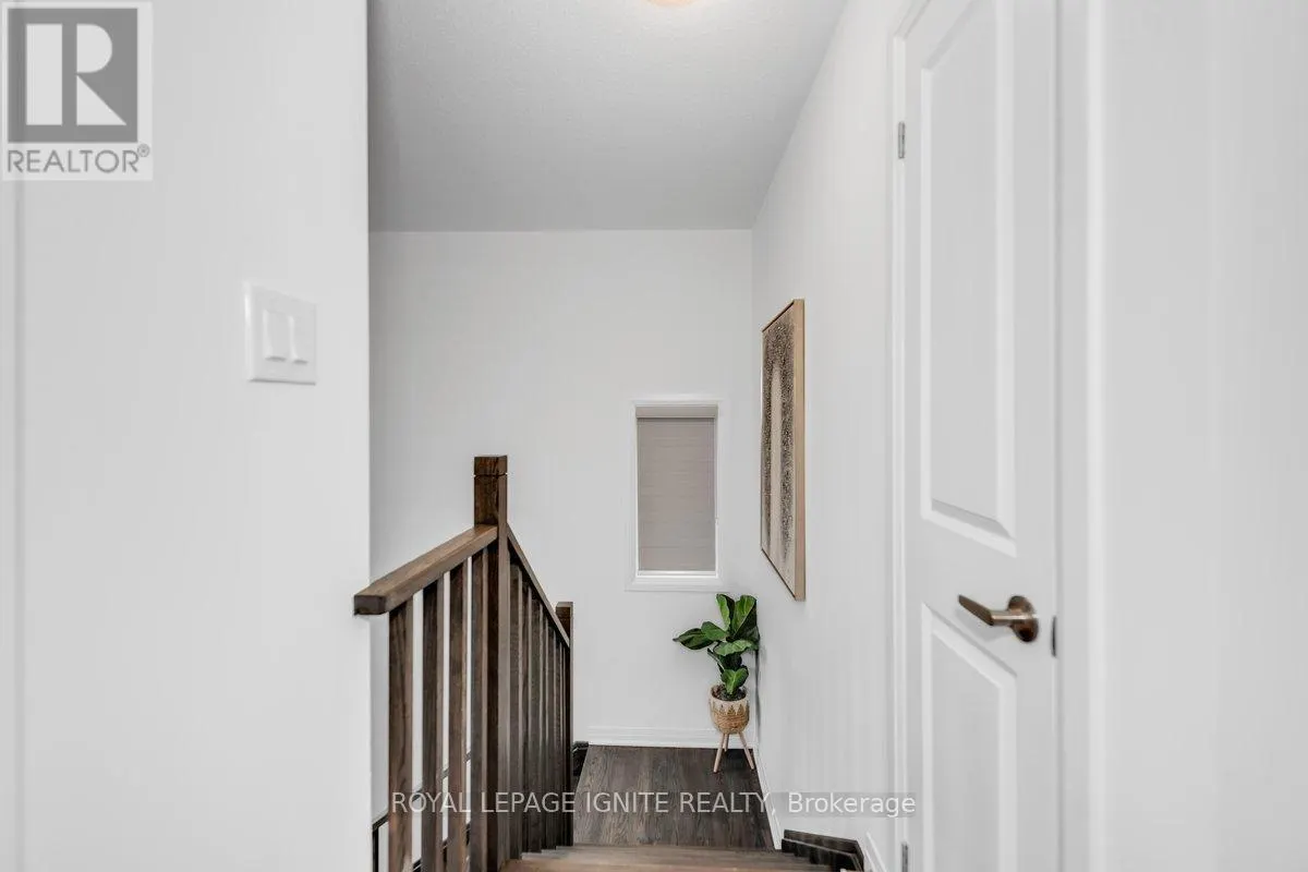 94 WEST OAK TRAIL