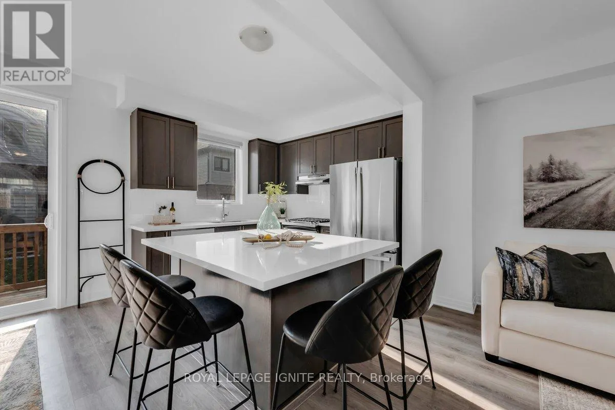 94 WEST OAK TRAIL