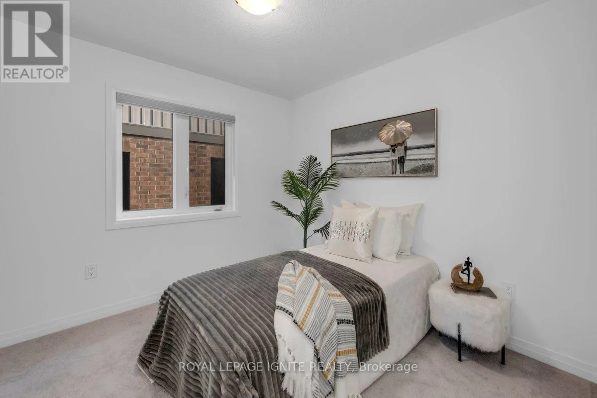 94 WEST OAK TRAIL