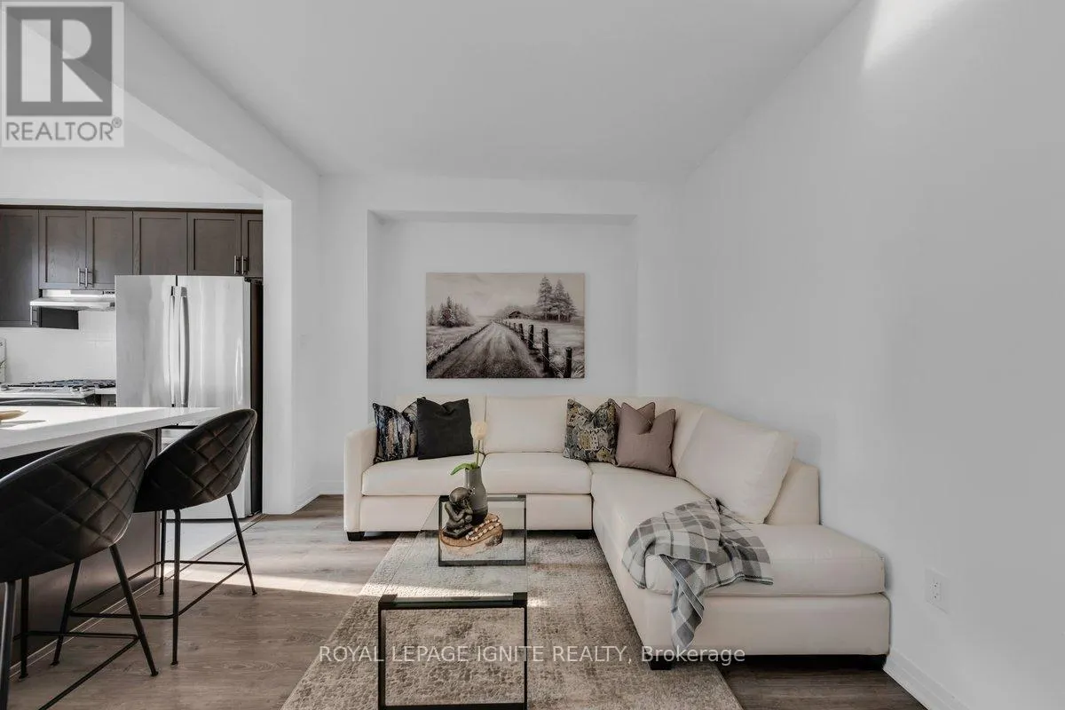 94 WEST OAK TRAIL