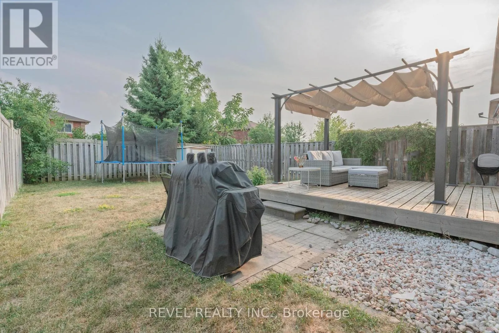 351 DUNSMORE LANE E