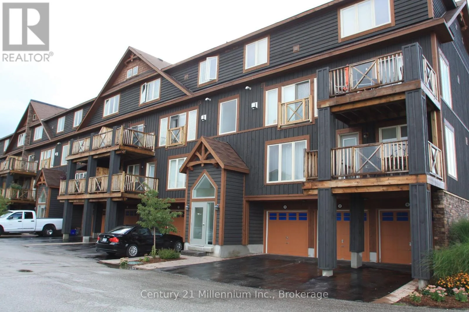 10 JOSEPH TRAIL