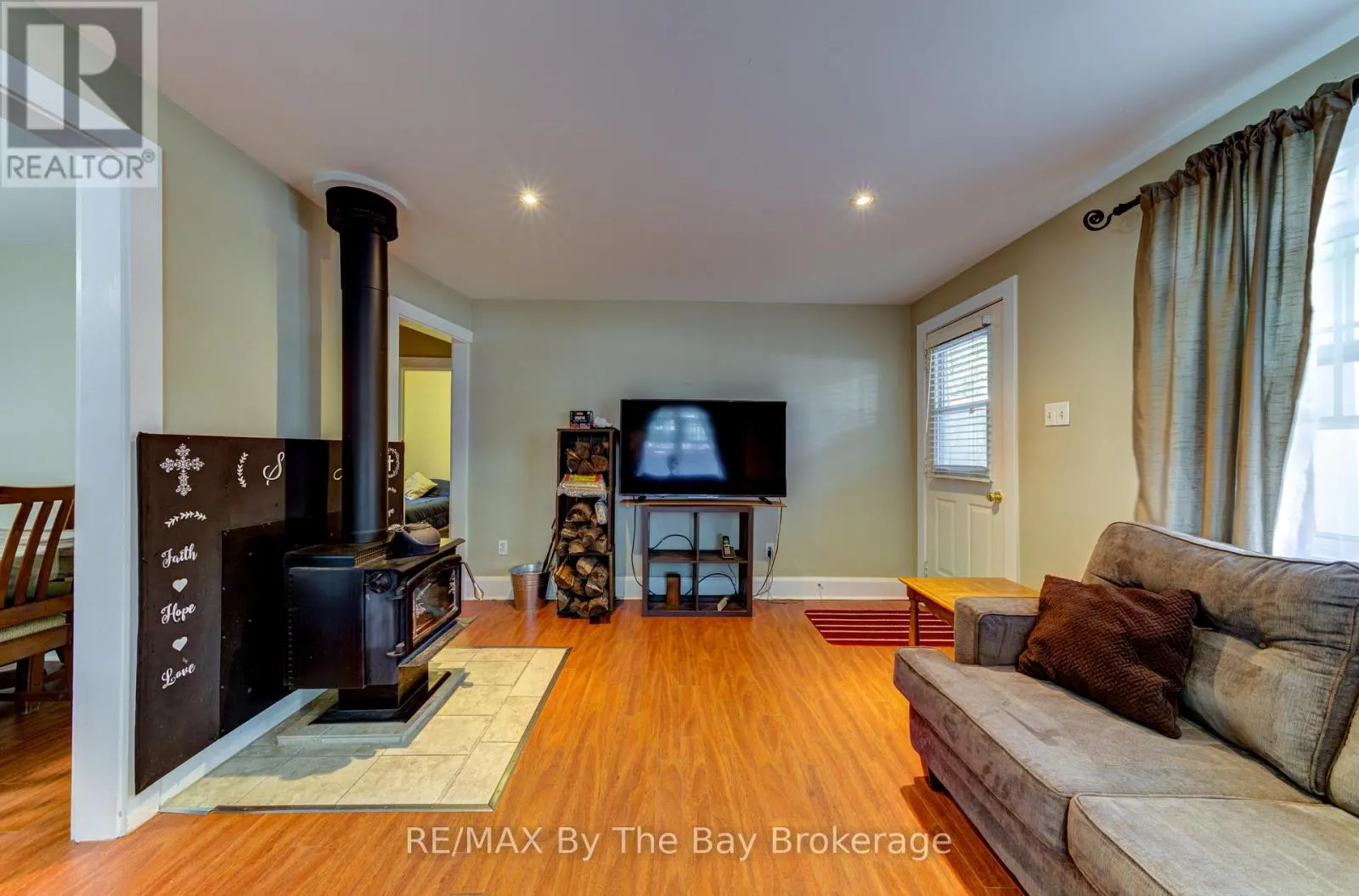 110 24TH STREET N
