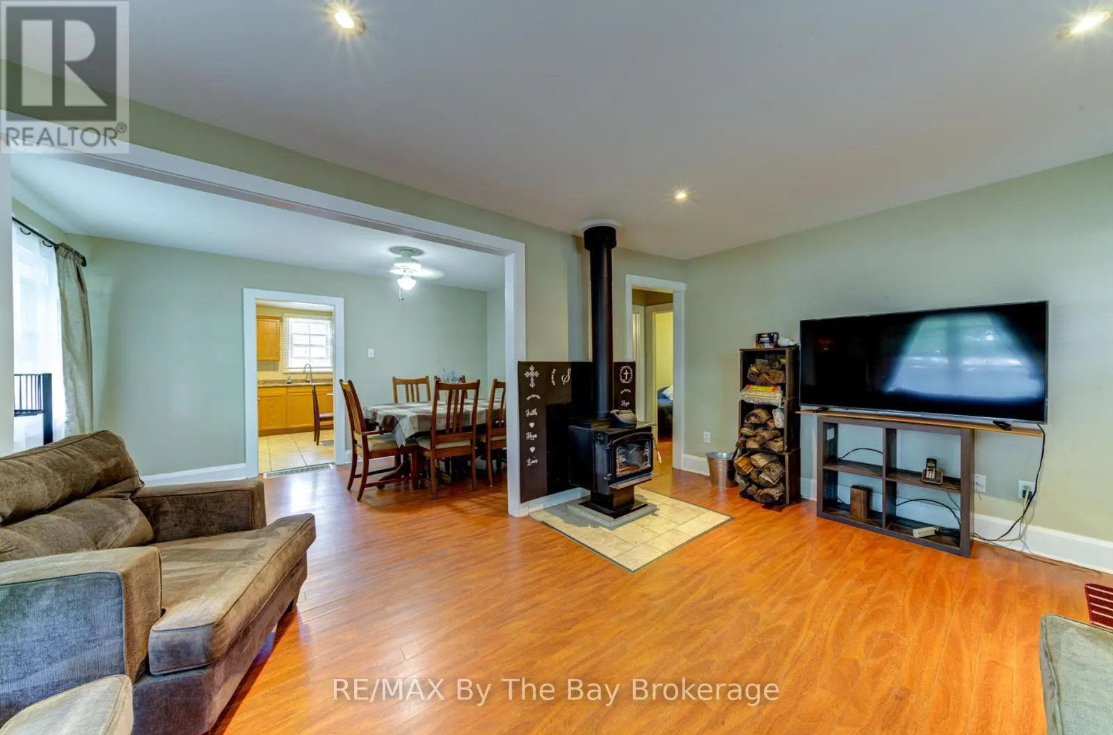 110 24TH STREET N