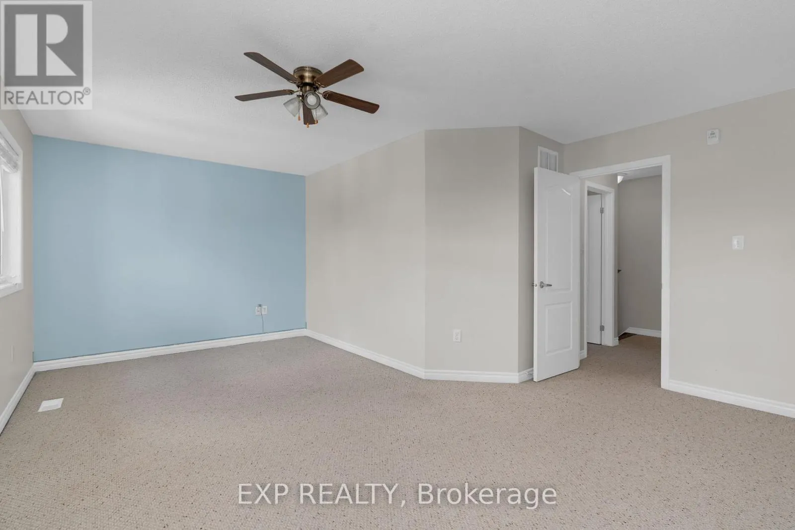 3 - 135 SYDENHAM WELLS