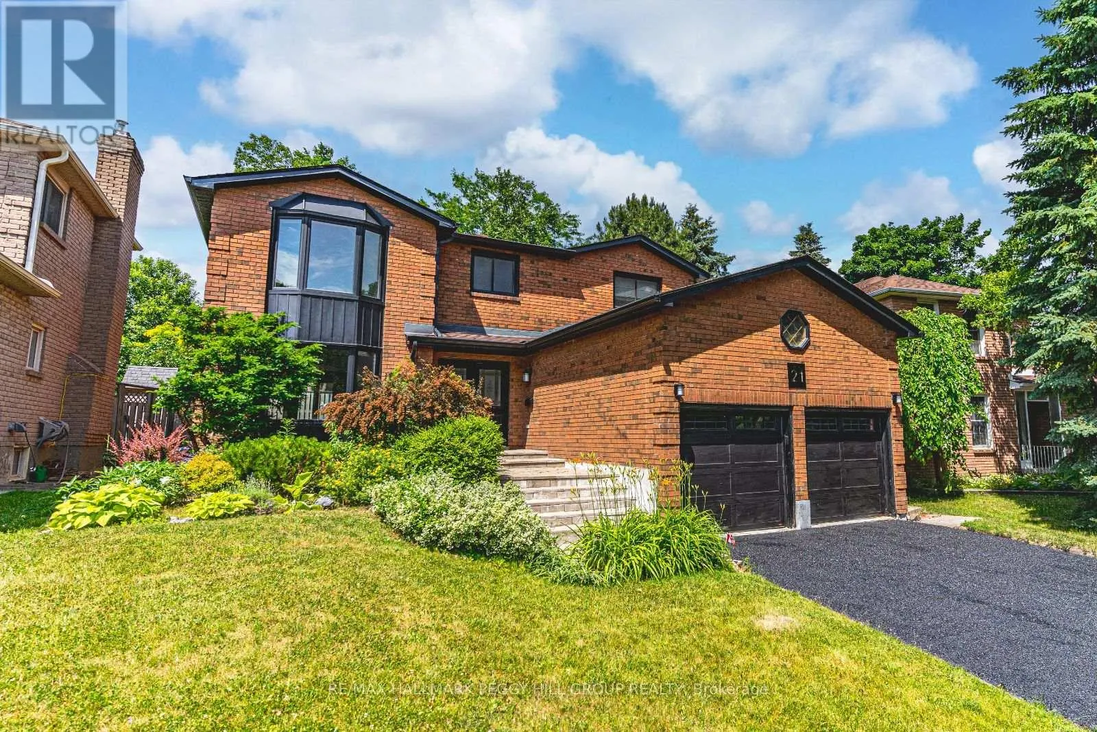 21 AUTUMN LANE