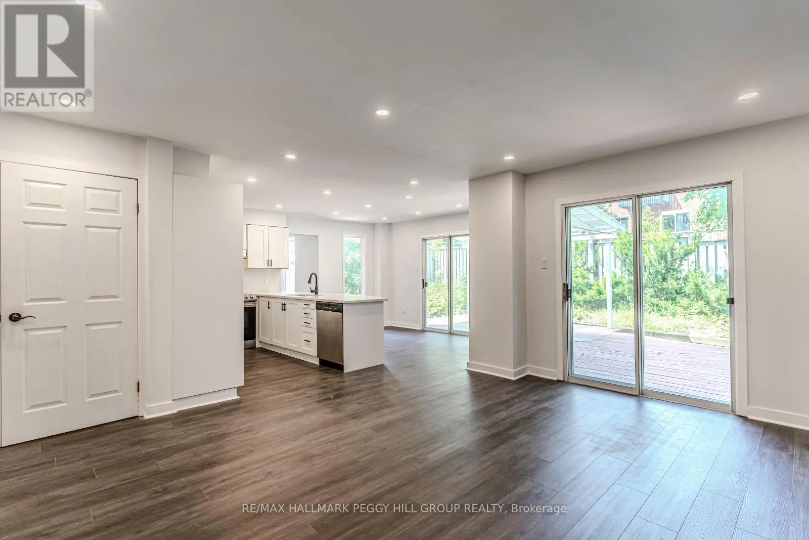 21 AUTUMN LANE