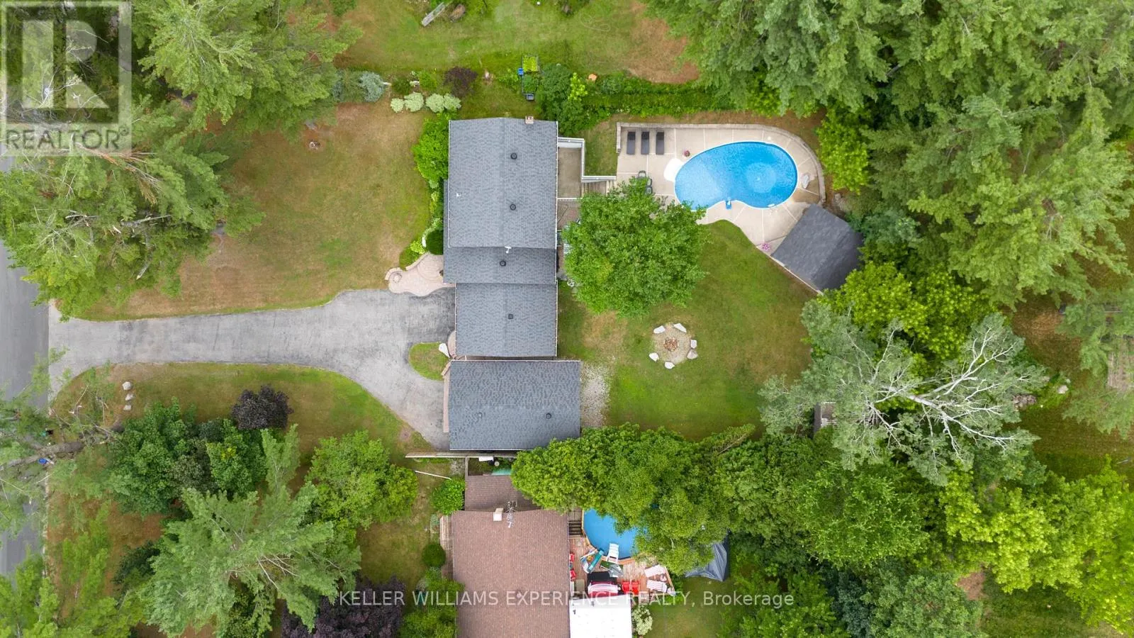 31 LAWRENCE AVENUE