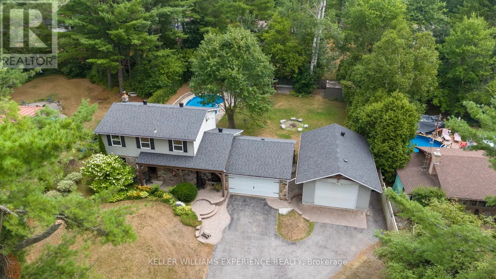 31 LAWRENCE AVENUE