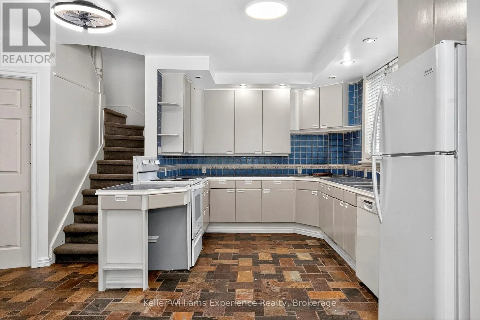 361 THIRD STREET