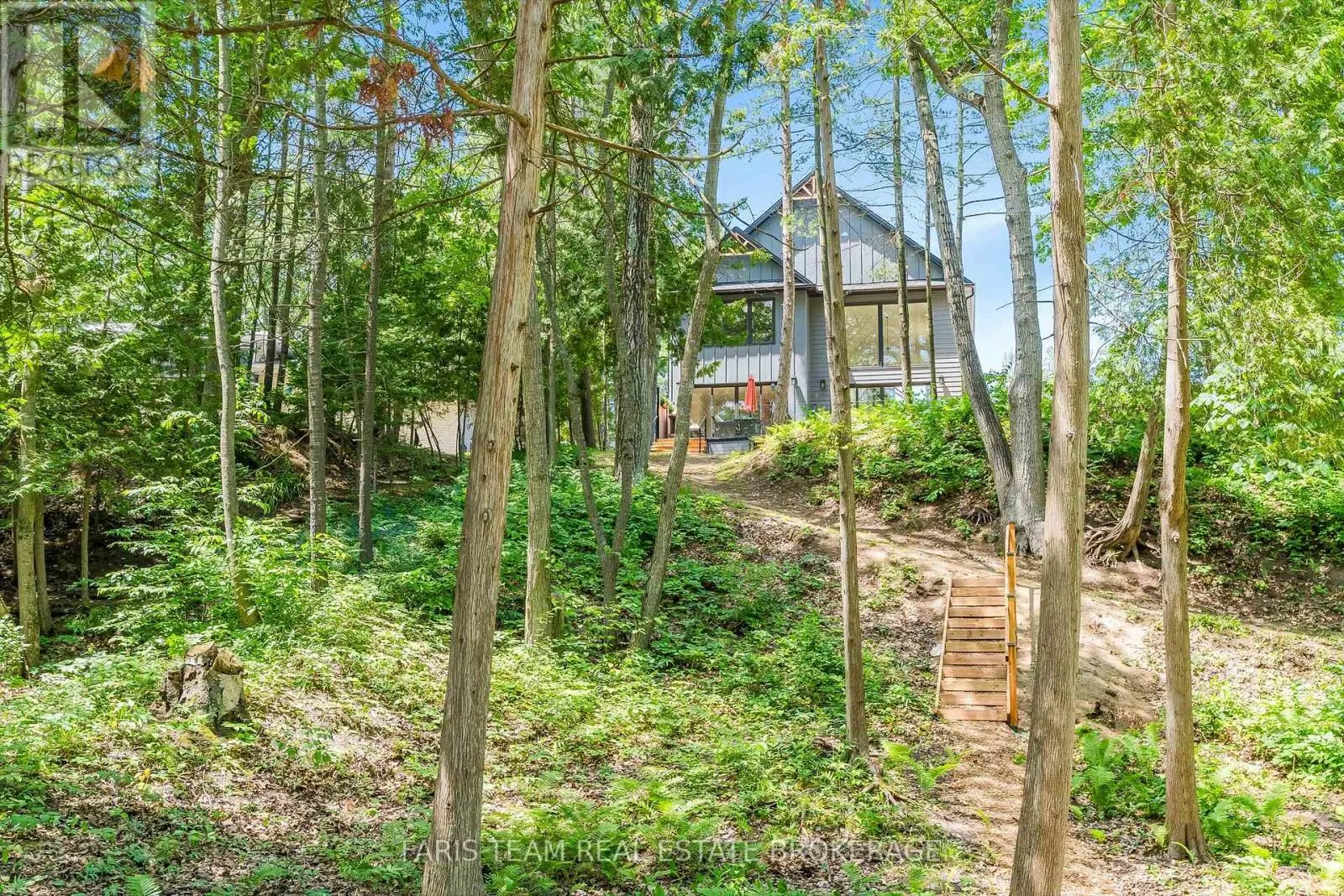 183 WOODLAND DRIVE