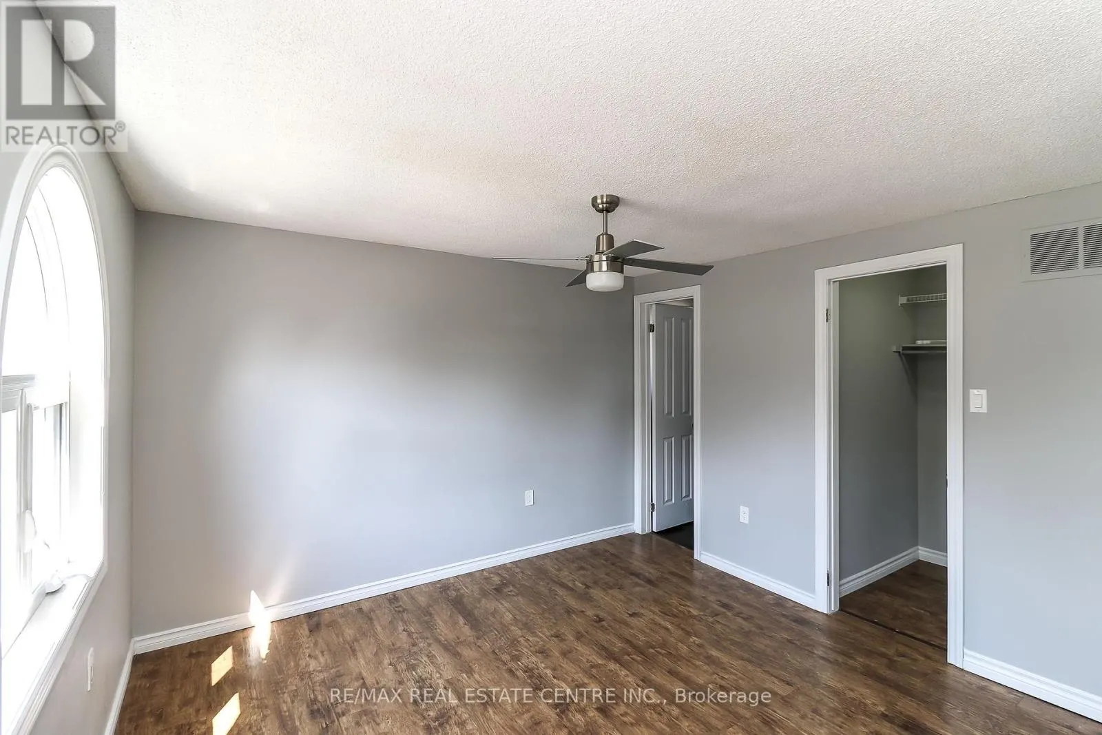 304 CUNDLES ROAD W
