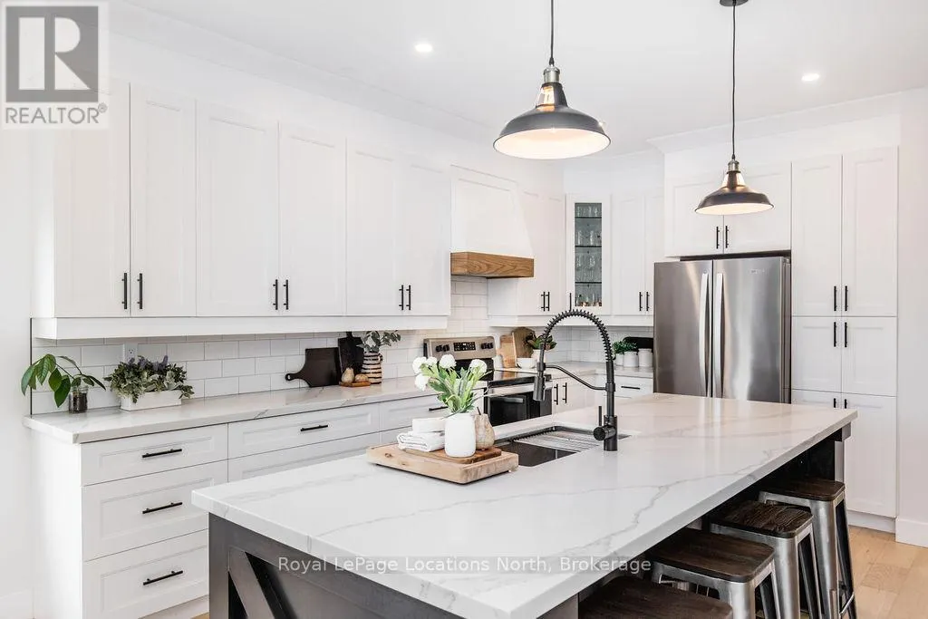 48 MEADOWLARK BOULEVARD