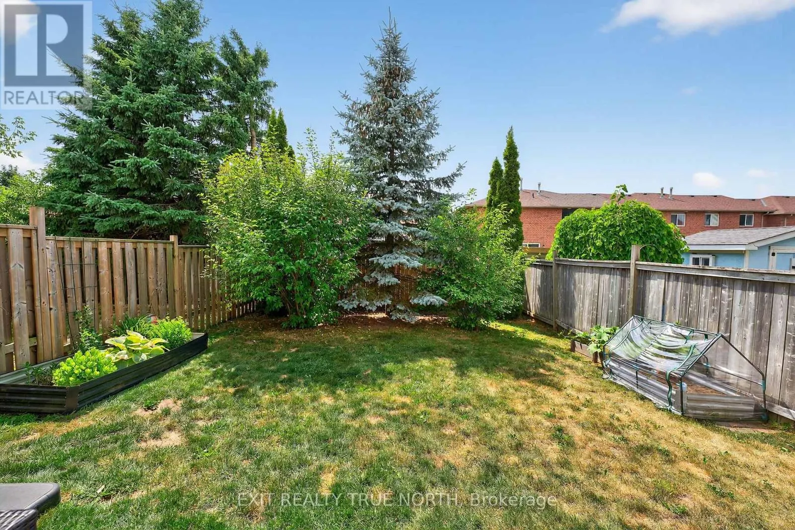 28 LEE CRESCENT