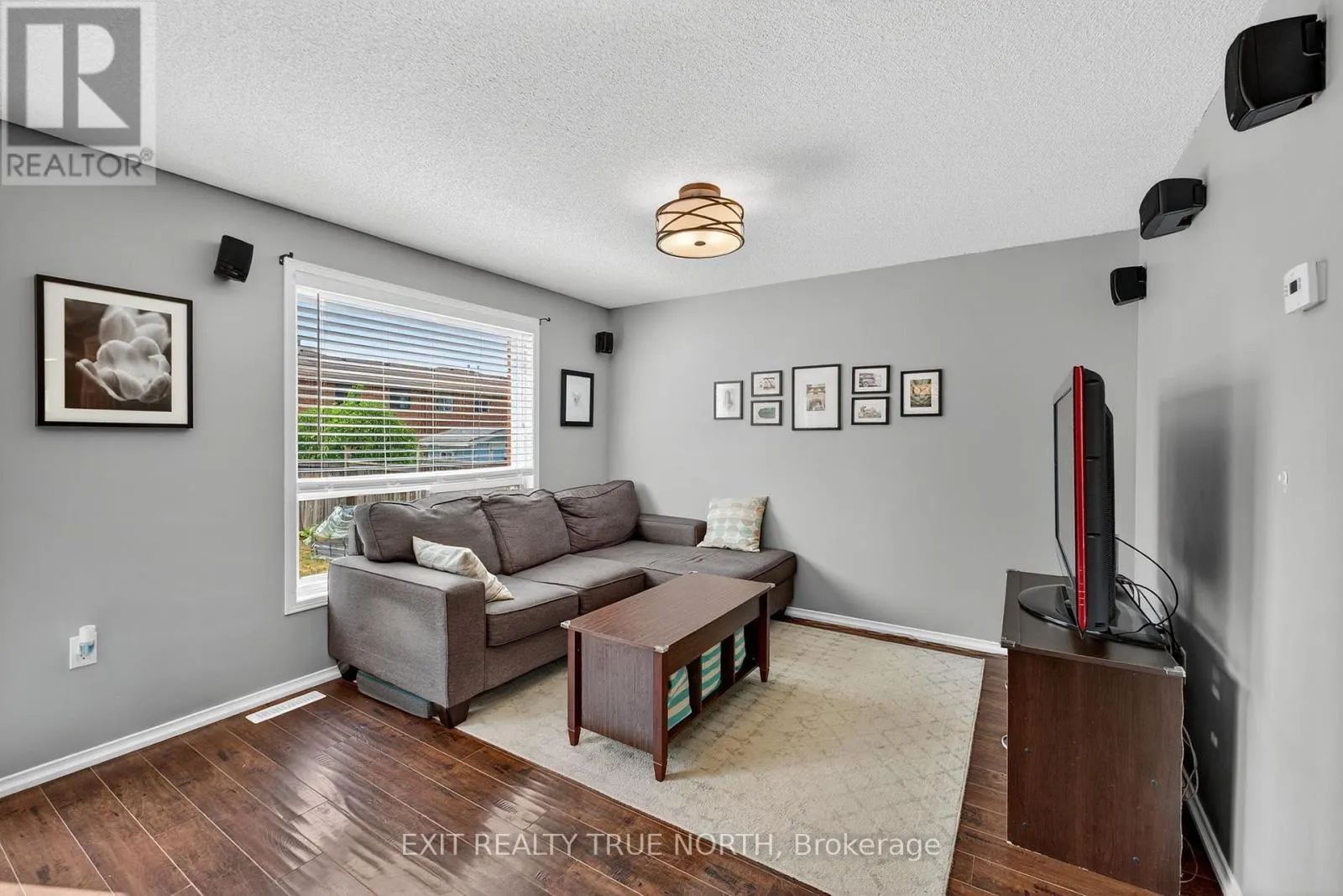 28 LEE CRESCENT