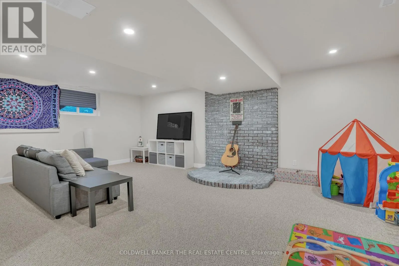 40 SPRINGHOME ROAD