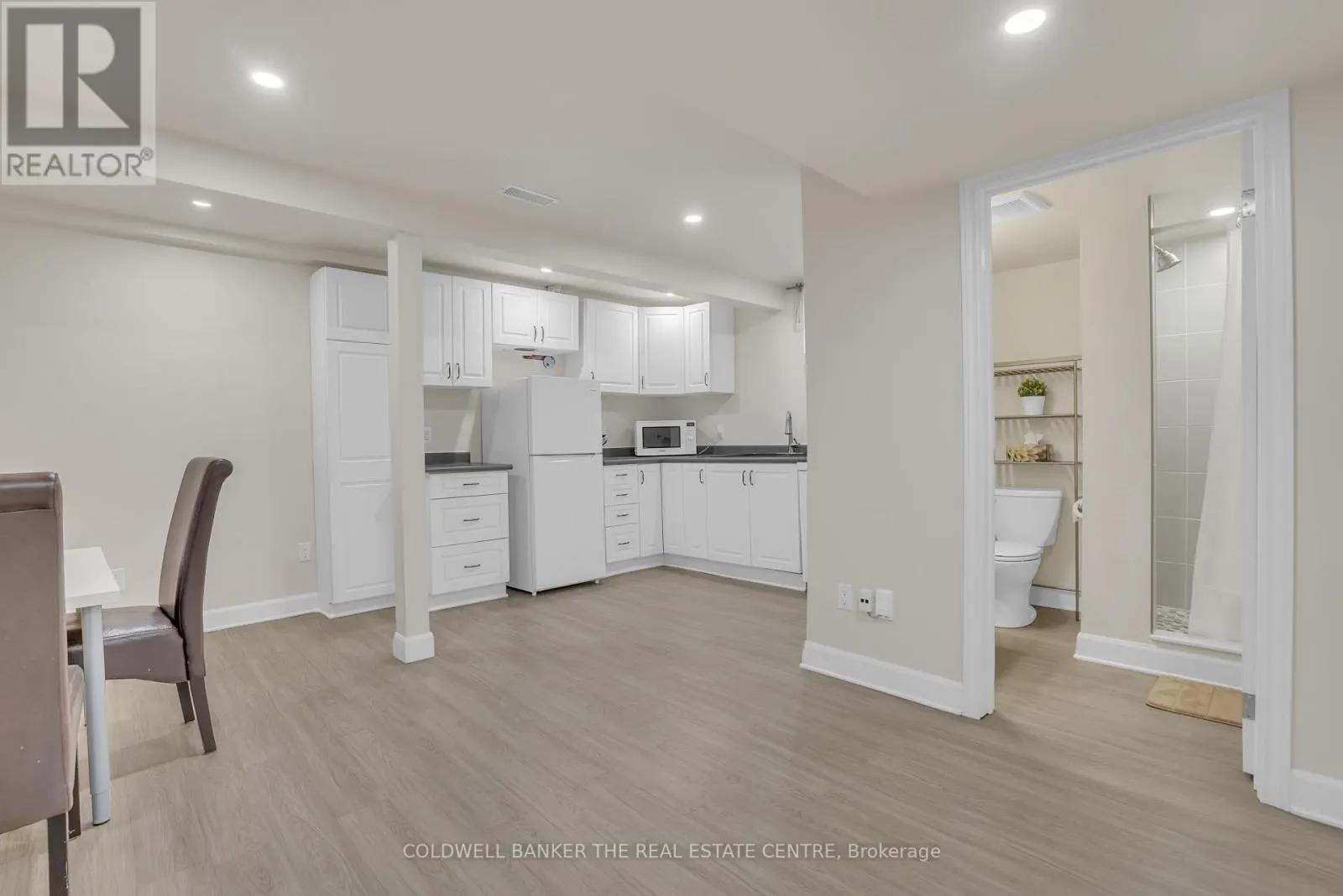 40 SPRINGHOME ROAD