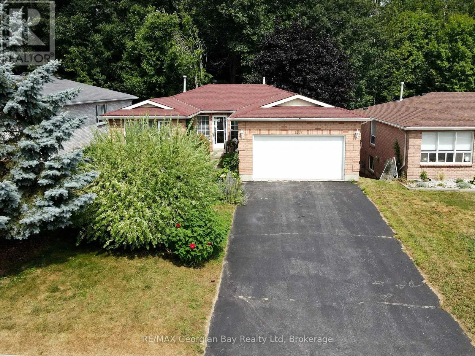 1057 DINA CRESCENT