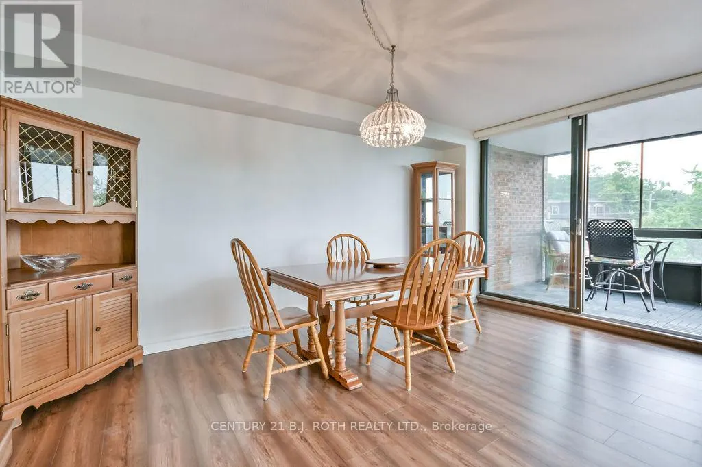 405 - 181 COLLIER STREET