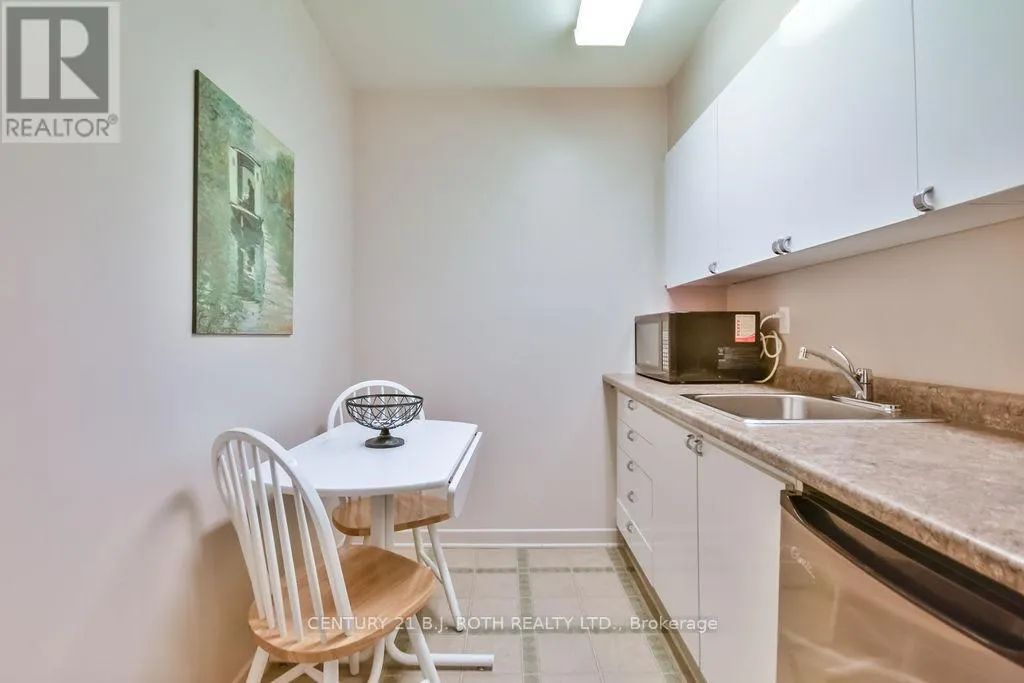 405 - 181 COLLIER STREET