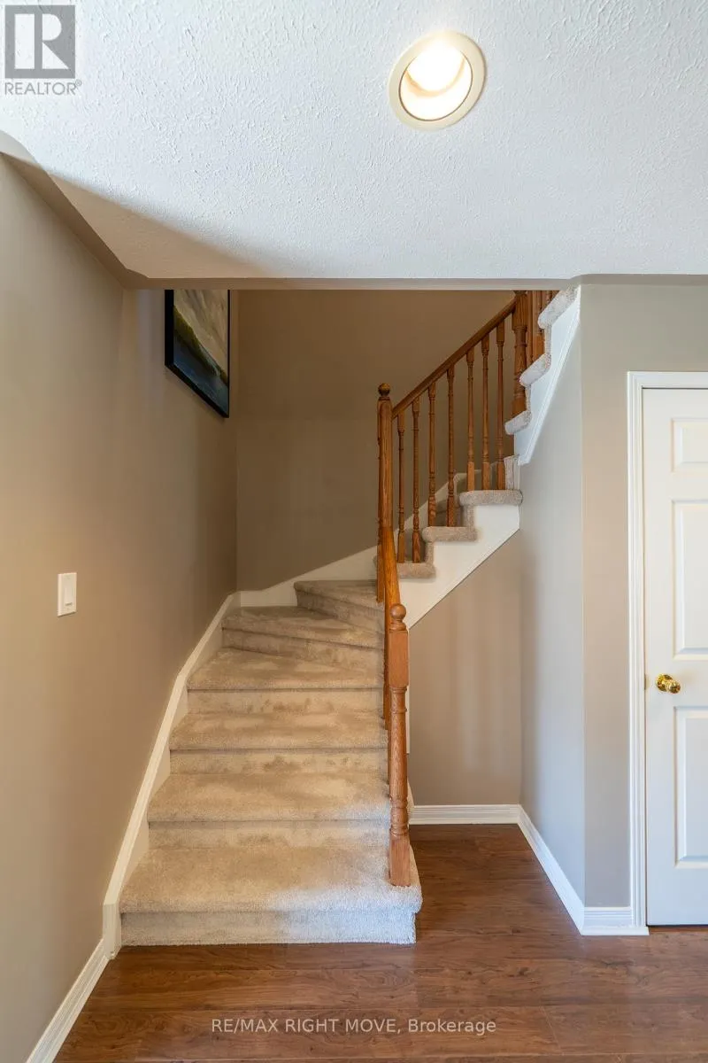 147 JULIA CRESCENT