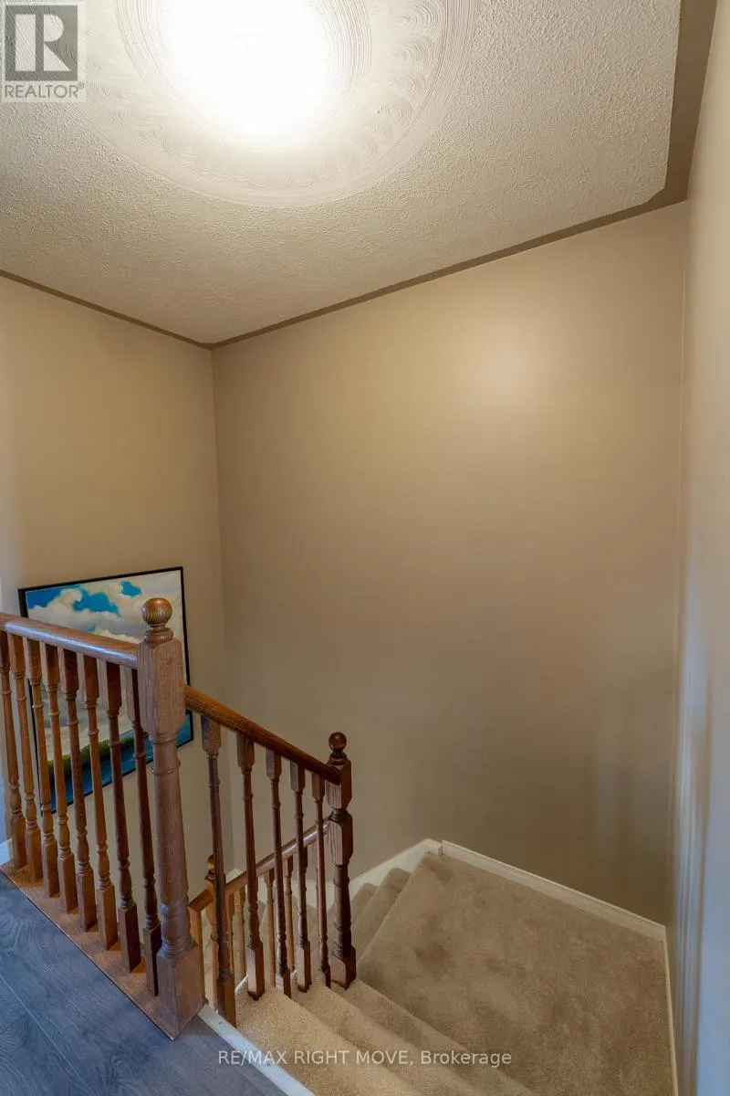 147 JULIA CRESCENT