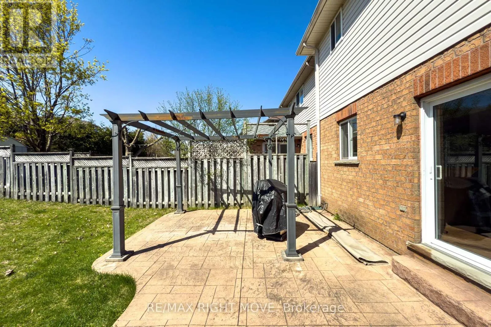 147 JULIA CRESCENT