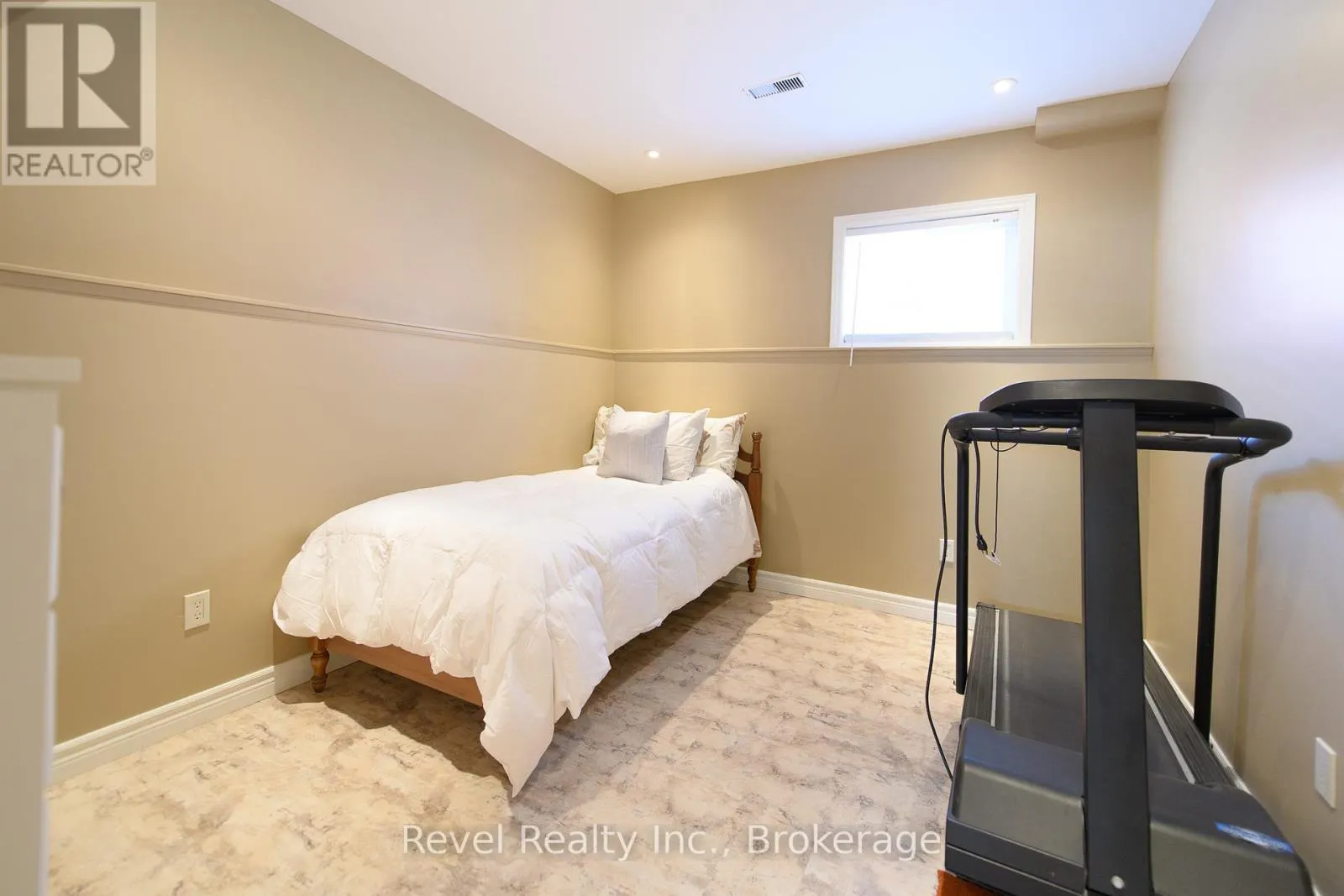 30 CRANBERRY HEIGHTS